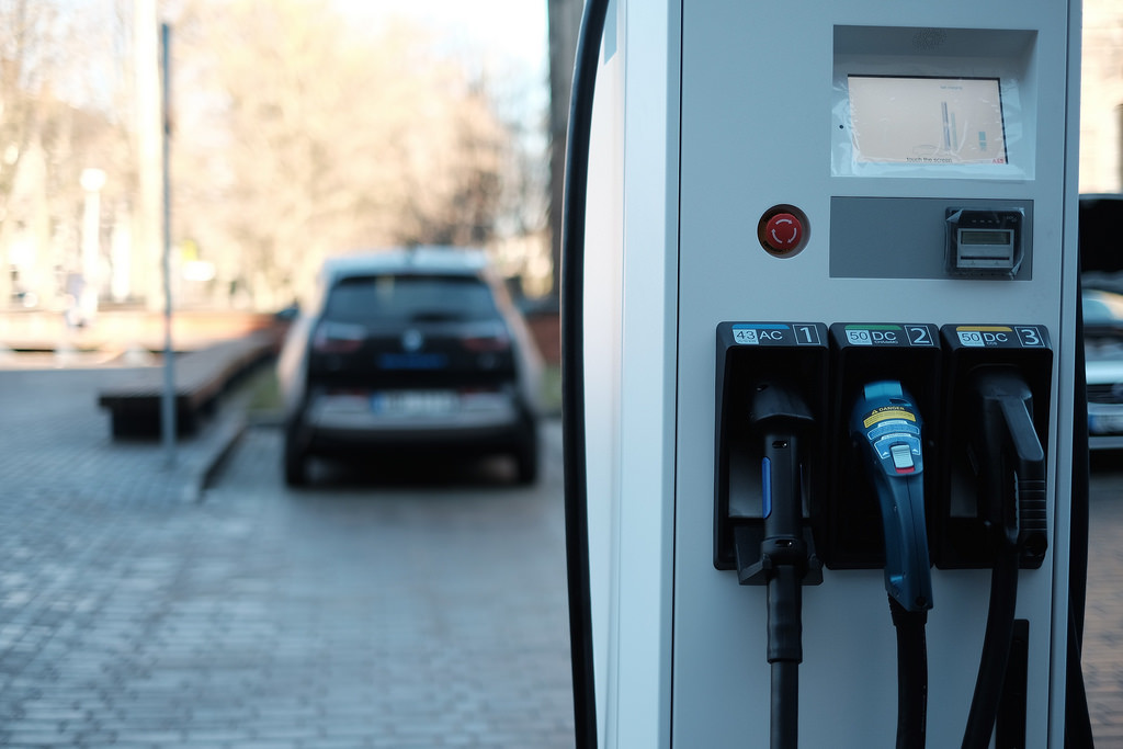 Países Bajos se plantea prohibir la venta de coches de gasolina y diésel a partir de 2025